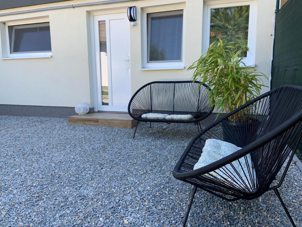 Amira Apartman Komárno Exteriör bild