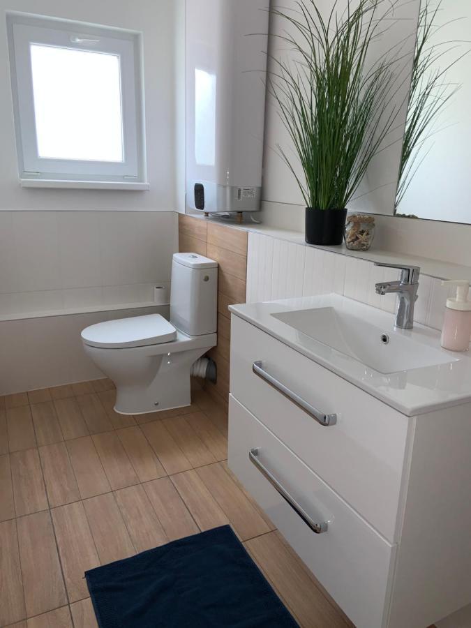 Amira Apartman Komárno Exteriör bild
